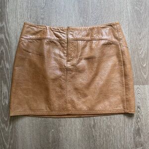 Gap leather skirt | vintage skirt | y2k leather skirt